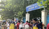Teen 2K9 tại TP.HCM chuẩn bị thi Ngữ văn: Mong phần làm văn sẽ có cả thơ và truyện
