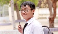 Tân Thủ khoa ĐH KHXH&amp;NV TP.HCM chia sẻ bí kíp học Văn: Không học nhiều thầy cô vì dễ loạn 