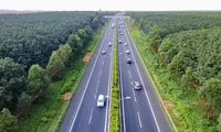 Nhiều tuyến cao tốc quá tải, ùn tắc thường xuyên xảy ra