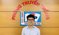 Thí sinh Vũ Bùi Đình Tùng đến từ TP. Hải Phòng giành giải nhất Cuộc thi tìm hiểu lịch sử, văn hóa dân tộc “Tự hào Việt Nam” lần thứ IV.