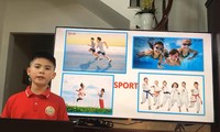 Thí sinh thi hùng biện tiếng Anh ở vòng 1 của cuộc thi. 