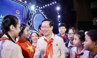 Chủ tịch nước: &apos;Xã hội sẽ tốt đẹp lên rất nhiều nếu trẻ em, người lớn làm nhiều việc tốt&apos;