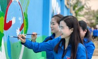 Ngày cao điểm tuổi trẻ cả nước xây dựng đô thị văn minh, giải quyết thủ tục hành chính