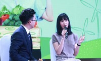 Đại sứ Helly Tống cùng bạn trẻ lan tỏa chiến dịch sống xanh