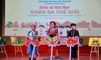 Thiếu nhi thể hiện tài năng &apos;vươn ra thế giới&apos;
