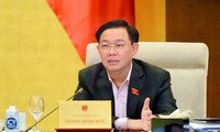 Kỳ họp bất thường &apos;chỉ xem xét, quyết định những vấn đề cấp bách&apos;