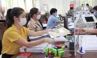 Loại bỏ công chức yếu kém, xóa tư duy &apos;biên chế suốt đời&apos;