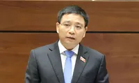 Quốc hội đang chất vấn Bộ trưởng Tài chính Nguyễn Văn Thắng