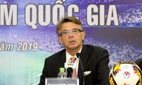 &apos;Phù thủy trắng&apos; Philippe Troussier nhận làm trợ lý cho HLV Park Hang Seo
