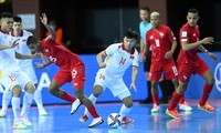 Văn Hiếu (số 14) ghi bàn ấn định tỷ số 3-2 cho ĐT futsal Việt Nam.