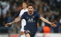 Messi ăn mừng bàn thắng đầu tiên trong màu áo PSG.