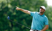 Scottie Scheffler bứt phá ngoạn mục, vươn lên dẫn đầu PGA Championship