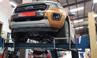 Chiếc xe Ford Ranger Biturbo của anh T. tại khu vực bảo dưỡng.