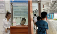 Cháu bé bị tai nạn phải nộp đủ 2 triệu đồng mới được cấp cứu 'chỉ là hiểu lầm'