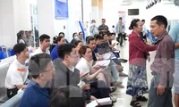 Người dân Đà Nẵng đổ xô làm giấy tờ đất