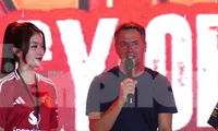 Michael Owen nói về chiếc áo số 7 với người hâm mộ Đà Nẵng