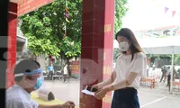 Ông Dương Văn Thái - Bí thư Tỉnh ủy Bắc Giang bỏ phiếu