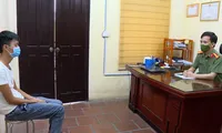 Một đối tượng liên quan vụ án tại cơ quan công an