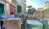 Cơ quan chức năng tỉnh Bắc Ninh niêm phong nước hoa, mỹ phẩm có dấu hiệu giả nhãn hiệu nổi tiếng