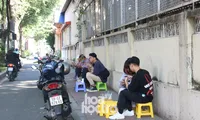 Cuối tuần ở TP.HCM: Gen Z thích hoạt động ngoài trời, &quot;cà phê cóc&quot;, đạp xe và đi sở thú
