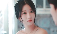 Công ty xác nhận: &quot;Điên nữ&quot; Seo Ye Ji nhắn tin là thật, du học Tây Ban Nha là giả