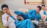 Hospital Playlist 2: Ik Jun suýt lộ chuyện yêu đương, thuyền Jun Wan &quot;toang đến nơi rồi&quot;