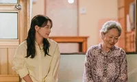 Những câu thoại ấm lòng trong Hometown Cha Cha Cha: Nhớ nhất câu Shin Min Ah nói về bố mẹ
