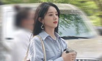Xuất hiện trở lại sau ly hôn, Triệu Lệ Dĩnh khoe nhan sắc xinh đẹp bất chấp cam thường