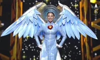 Miss Grand International: Thùy Tiên tỏa sáng ở đêm thi Trang phục Dân tộc dù gặp sự cố