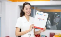 Trước thềm chinh chiến quốc tế, Miss Grand Lê Hoàng Phương nhận học bổng thạc sĩ