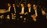 Sau bao ngày chờ đợi, album đầu tay của Chillies đã được ấn định ngày &quot;ship tận tay&quot; fan