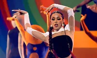 &quot;Người chơi hệ tâm linh&quot; Doja Cat thông báo giải nghệ sau khi xem... lá số tử vi?