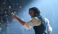 &quot;Moon Knight&quot; Oscar Isaac đóng phim kinh dị Gothic của Guillermo del Toro