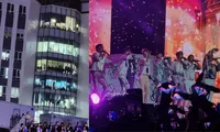 Bệnh viện khiến fan K-Pop &quot;chấn động&quot; với view chất, xem concert Super Junior không cần vé