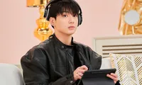 GOLDEN - Album đặc sắc đủ chất &quot;vàng&quot; nhưng vẫn thiếu một chút &quot;Jung Kook&quot;