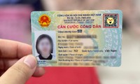 Căn cước công dân gắn chip có mã QR chứa số CMND, bạn có cần giấy xác nhận khi giao dịch?