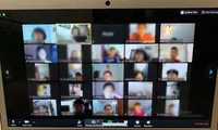 Nữ sinh quên không tắt mic, hồn nhiên hát &quot;Ngày chưa giông bão&quot; trong giờ học online