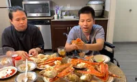 Hành trình kéo chân của YouTuber Khoa Pug: Mua cua hoàng đế về ăn mừng sau khi cao thêm 1 cm