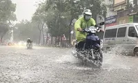 Dự báo thời tiết: Từ đêm 20/7 nắng nóng chấm dứt, mưa diện rộng sẽ kéo dài mấy ngày?