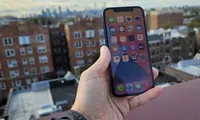 Một chiếc iPhone 12 Pro đã &quot;sống sót&quot; thần kì sau khi rơi từ tầng 26 của tòa chung cư