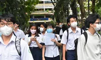 Kỳ thi vào lớp 10 tại TP.HCM: 46% bài thi Toán điểm dưới trung bình, &quot;mưa&quot; điểm 10 Tiếng Anh