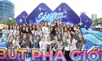 Hoa hậu Đỗ Thị Hà chia sẻ kinh nghiệm giúp sinh viên lọt &quot;mắt xanh&quot; nhà tuyển dụng