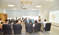 Ngày hội tuyển sinh khối các ngành Khoa học và Công nghệ: Lớp học trải nghiệm cực hay