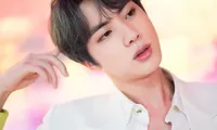 ARMY đòi trao “quyền sở hữu” Mặt Trăng cho Jin (BTS) và NASA đã trả lời cực bất ngờ