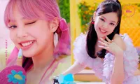 Stylist có quá táo bạo khi cho Jennie BLACKPINK “khoe” áo lót trong MV “Ice Cream”?