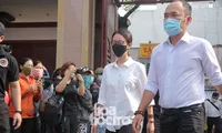 Thu Trang, Tiến Luật cùng nhiều nghệ sĩ đến viếng và tiễn đưa cố nghệ sĩ Chí Tài