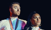 Dù solo, hát đôi hay hát nhóm, Sam Smith vẫn “cân” được hết và kết quả rất “xịn xò“