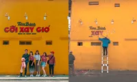 Còn 3 ngày nữa bức tường vàng &quot;Tiệm bánh Cối Xay Gió&quot; bị xoá bỏ, check-in nhanh nào!