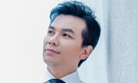 Danh ca Mạnh Quỳnh tiếp bước &apos;ông hoàng nhạc sến&apos; Ngọc Sơn?