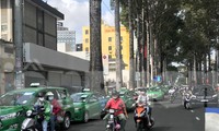 Xe taxi được phép hoạt động trở lại trên địa bàn TPHCM.